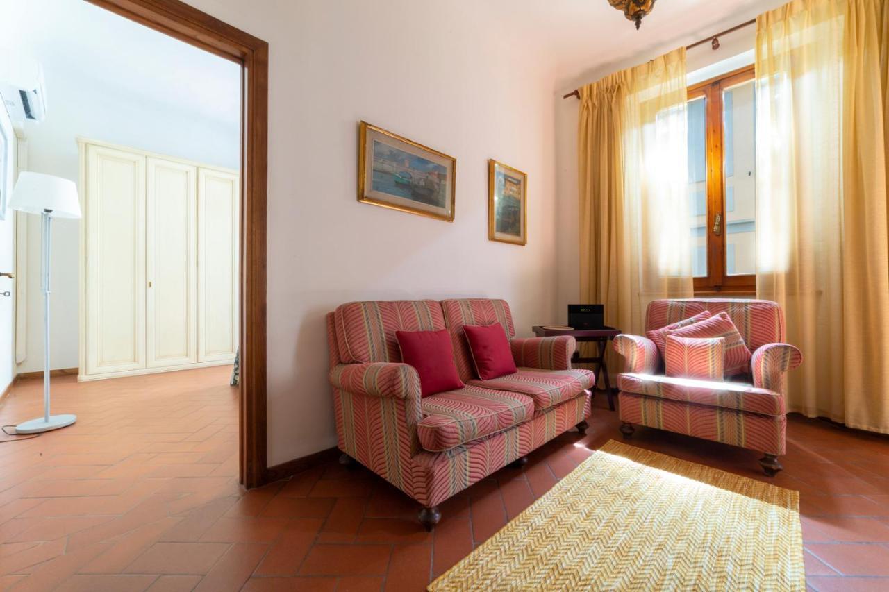 110 Sqm Apartment 6 Sleeps In Santa Croce Флоренція Екстер'єр фото