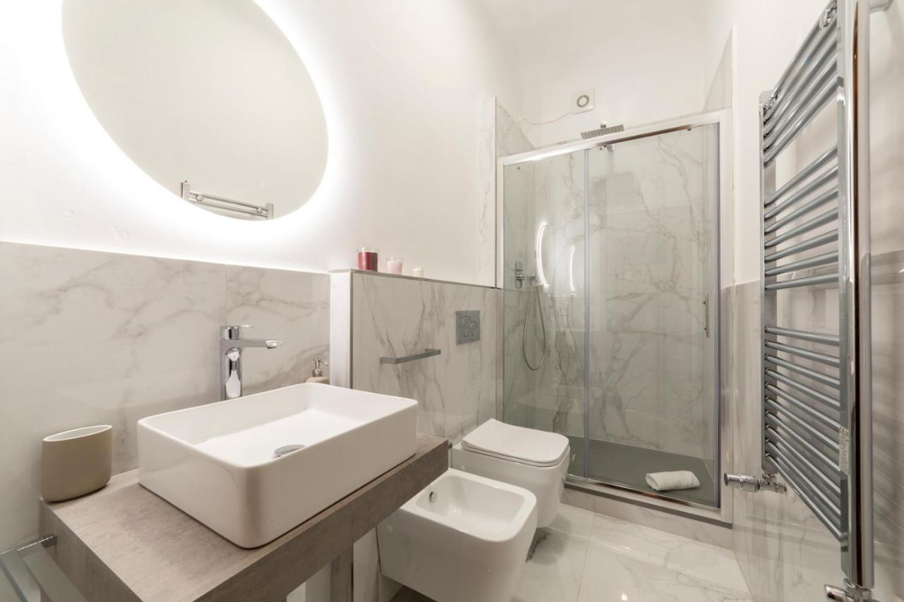 110 Sqm Apartment 6 Sleeps In Santa Croce Флоренція Екстер'єр фото