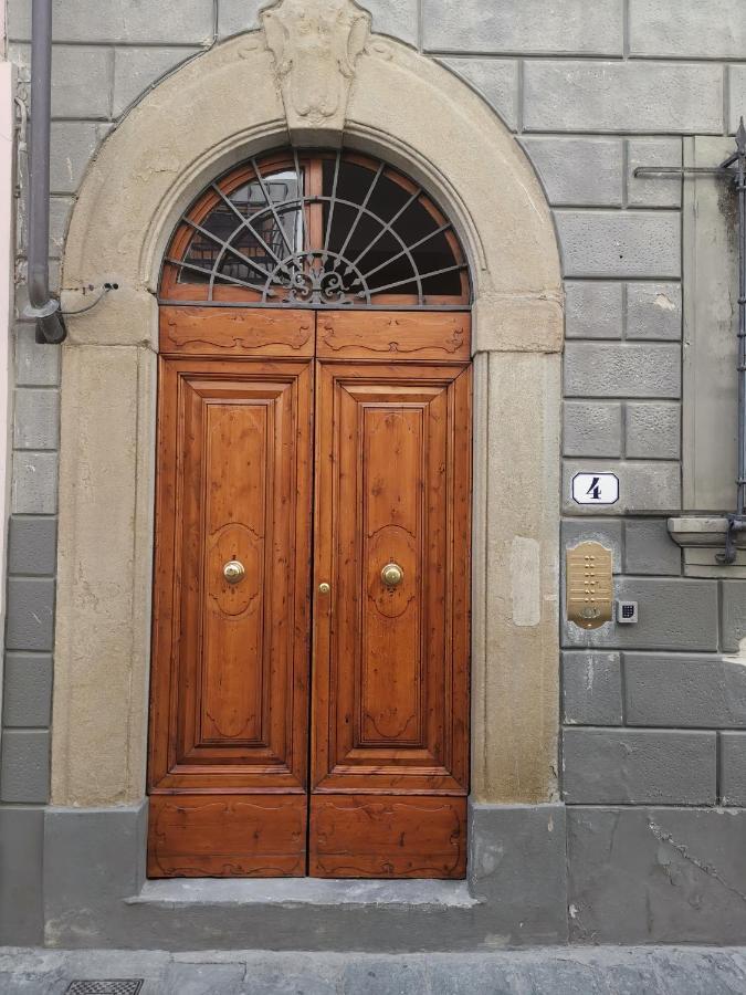 110 Sqm Apartment 6 Sleeps In Santa Croce Флоренція Екстер'єр фото