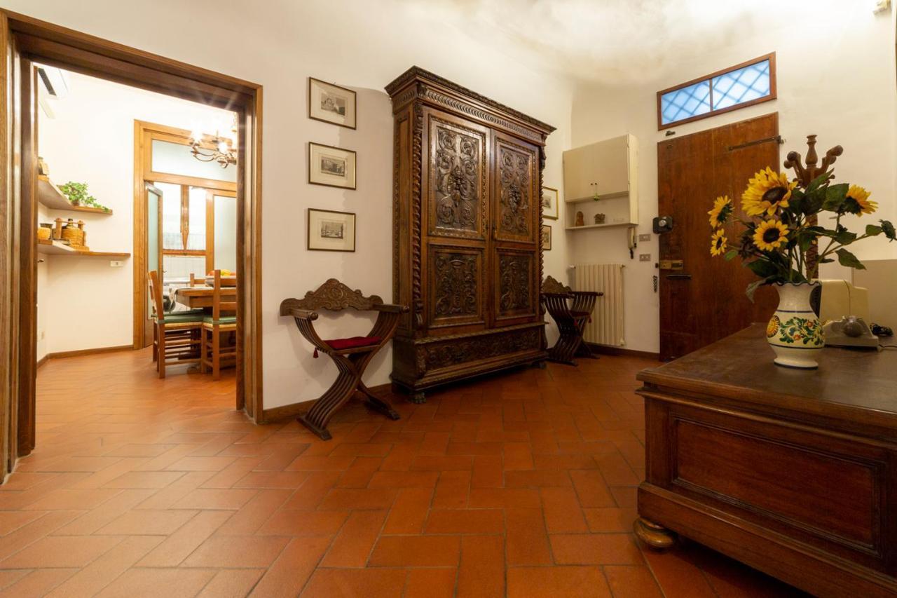 110 Sqm Apartment 6 Sleeps In Santa Croce Флоренція Екстер'єр фото